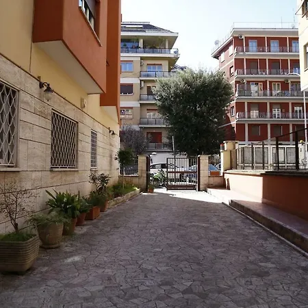 Casa Vacanze Degli Ubaldi Apartment *